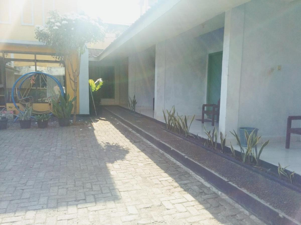 Hotel Gunung Slamet Purwokerto Exterior photo